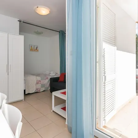 Mimoza 7 For 4 Apartament *