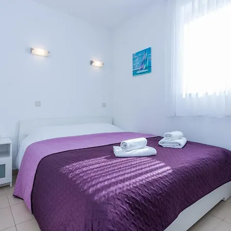 Appartement Mimoza 7 For 4 Baška
